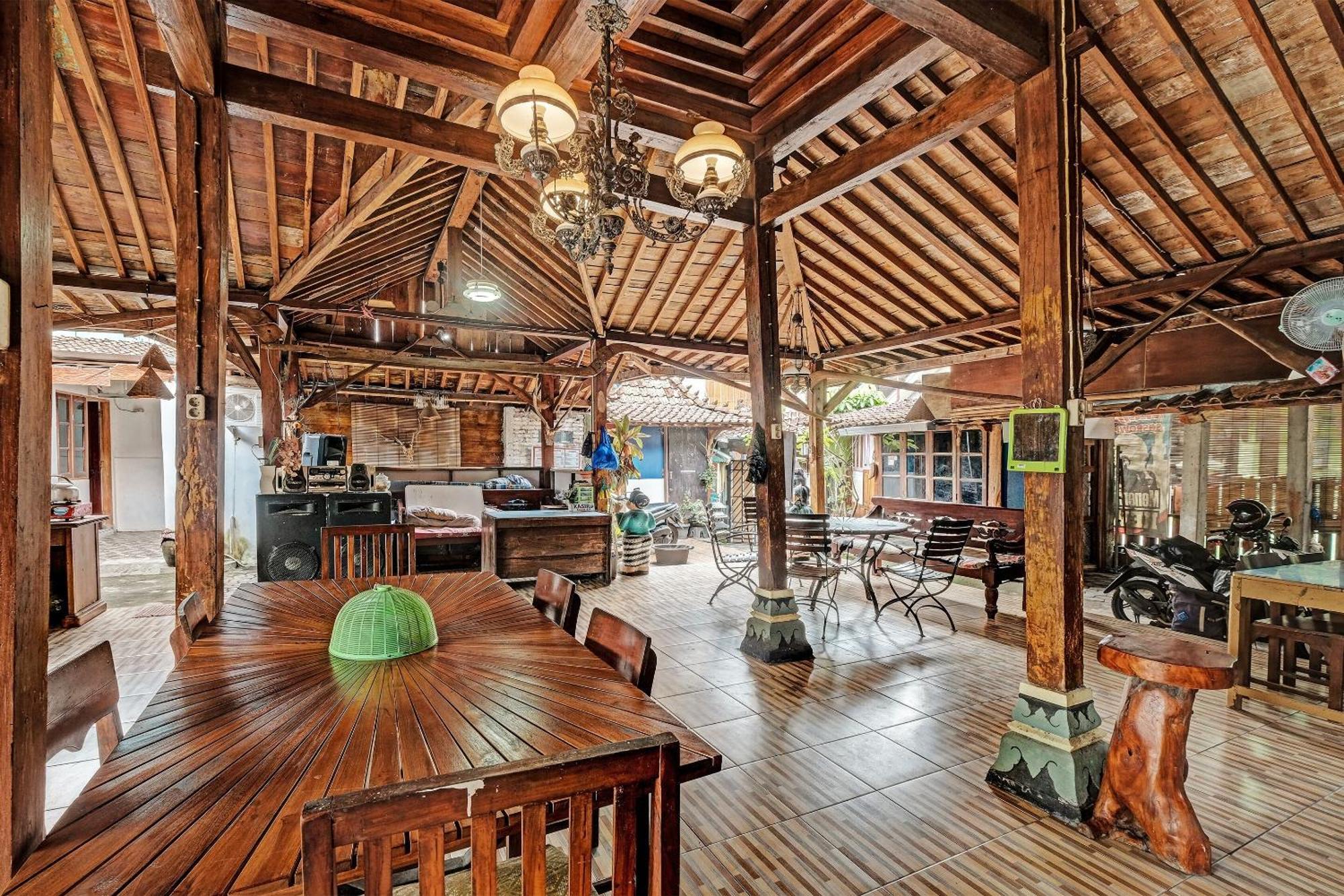 Spot On 91916 Joglo Doyong Homestay Syariah Yogyakarta Eksteriør bilde