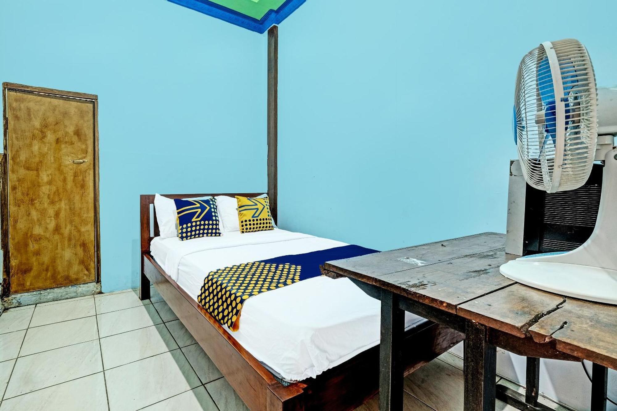 Spot On 91916 Joglo Doyong Homestay Syariah Yogyakarta Eksteriør bilde